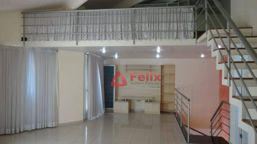 Cobertura, 3 quartos, 200 m² - Foto 2