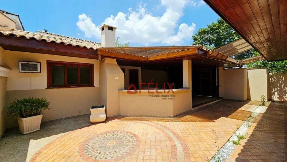Sobrado, 4 quartos, 300 m² - Foto 1