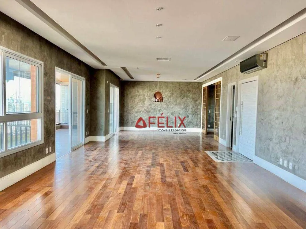 Apartamento, 3 quartos, 235 m² - Foto 2