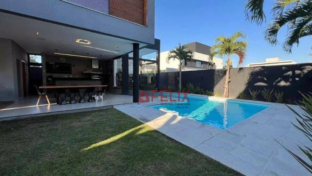 Sobrado, 4 quartos, 350 m² - Foto 1