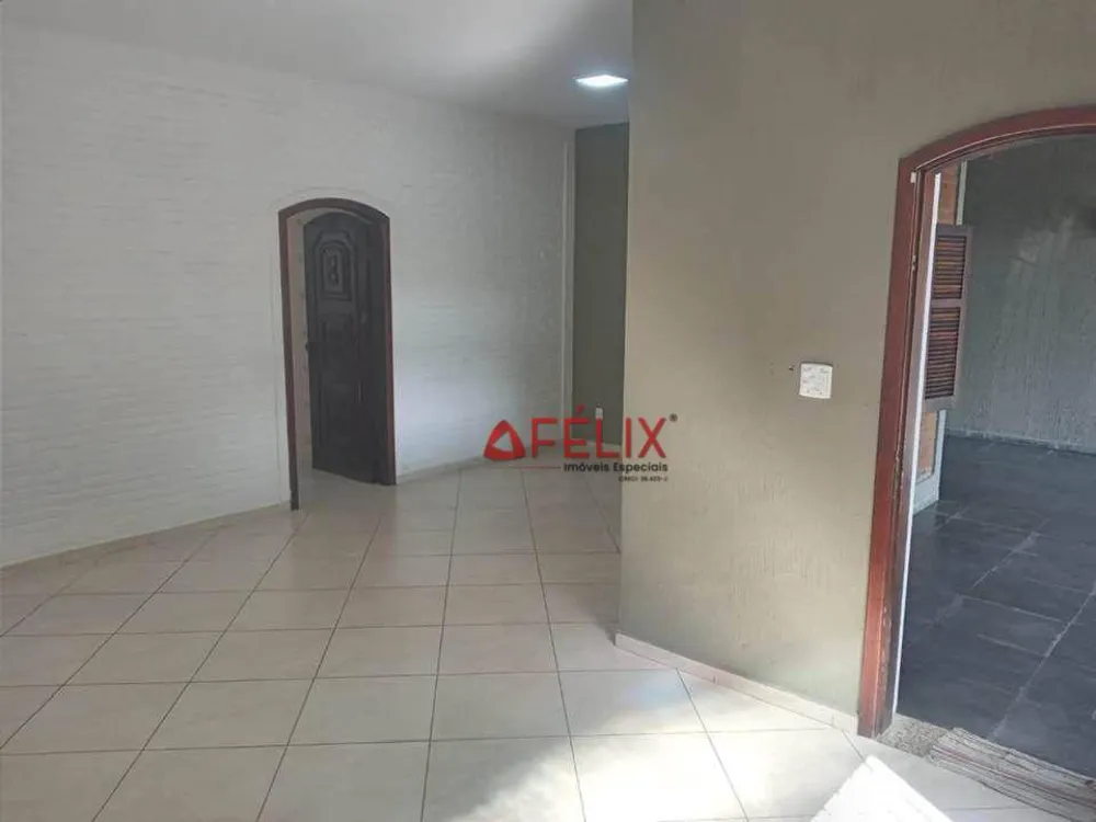 Casa, 3 quartos, 168 m² - Foto 3