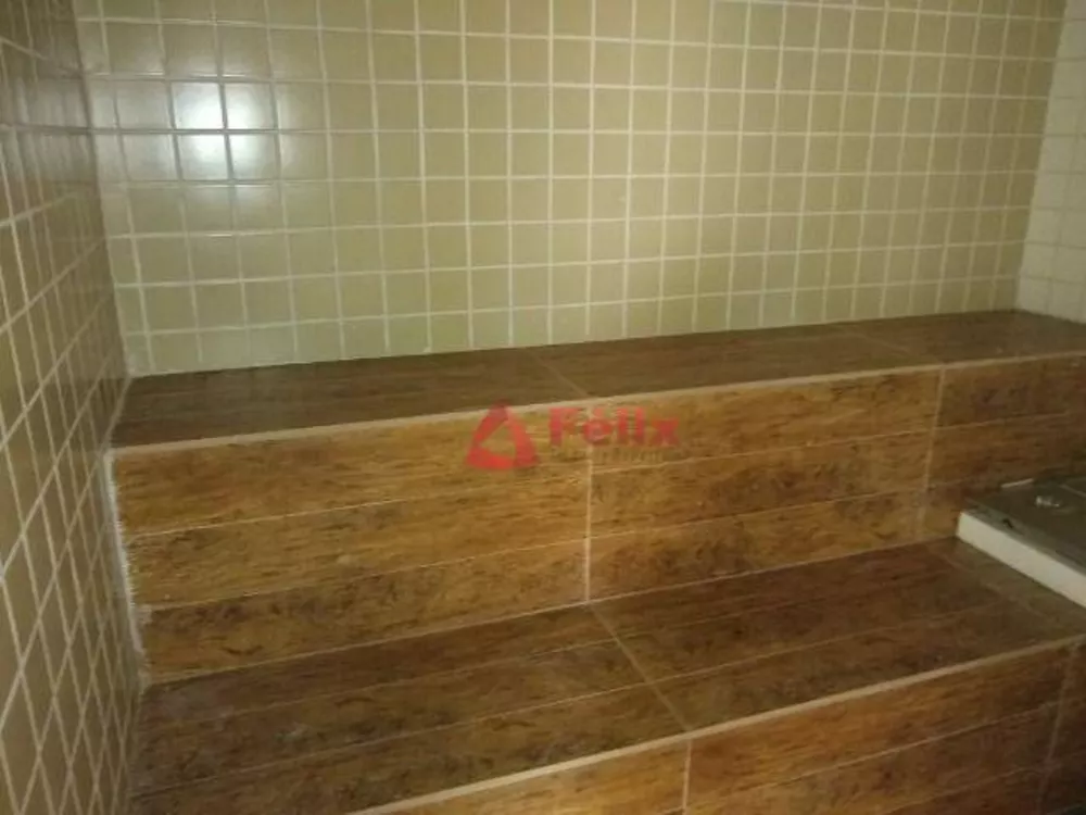 Sobrado, 4 quartos, 306 m² - Foto 1