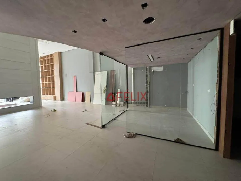 Loja-Salão, 345 m² - Foto 1
