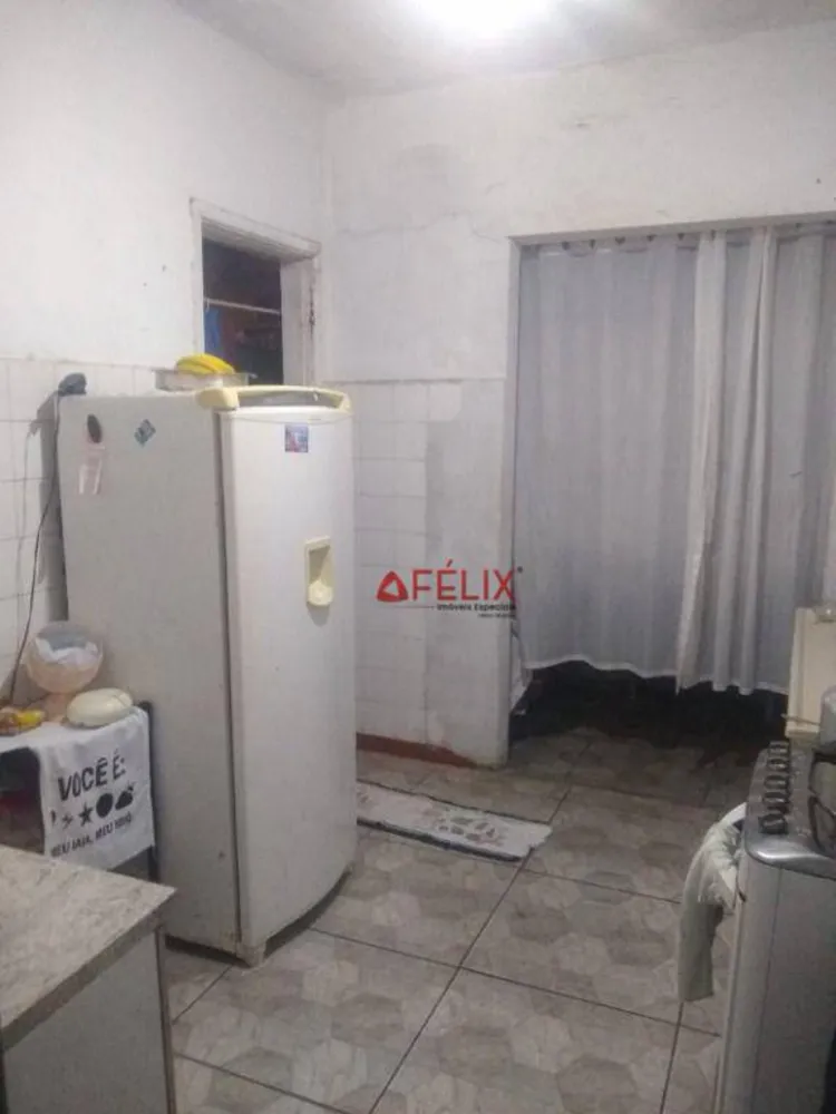 Casa, 6 quartos, 200 m² - Foto 1