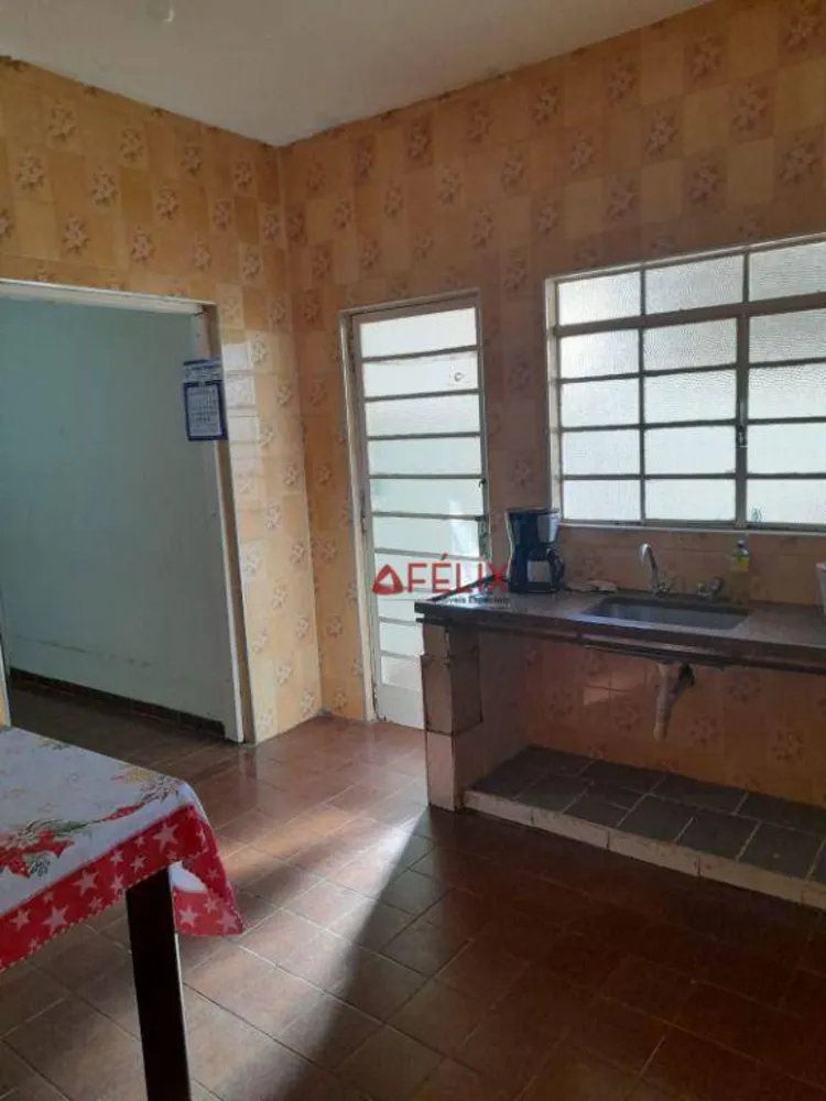 Casa, 6 quartos, 200 m² - Foto 8