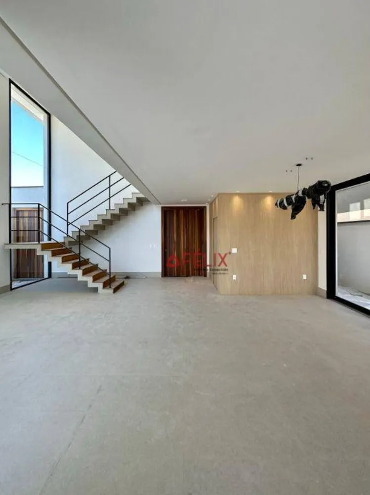 Sobrado, 3 quartos, 305 m² - Foto 9