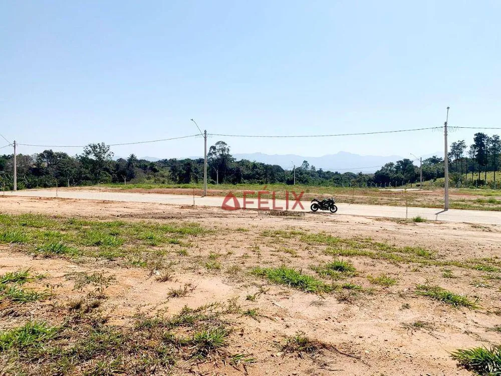 Loteamento e Condomínio, 200 m² - Foto 1