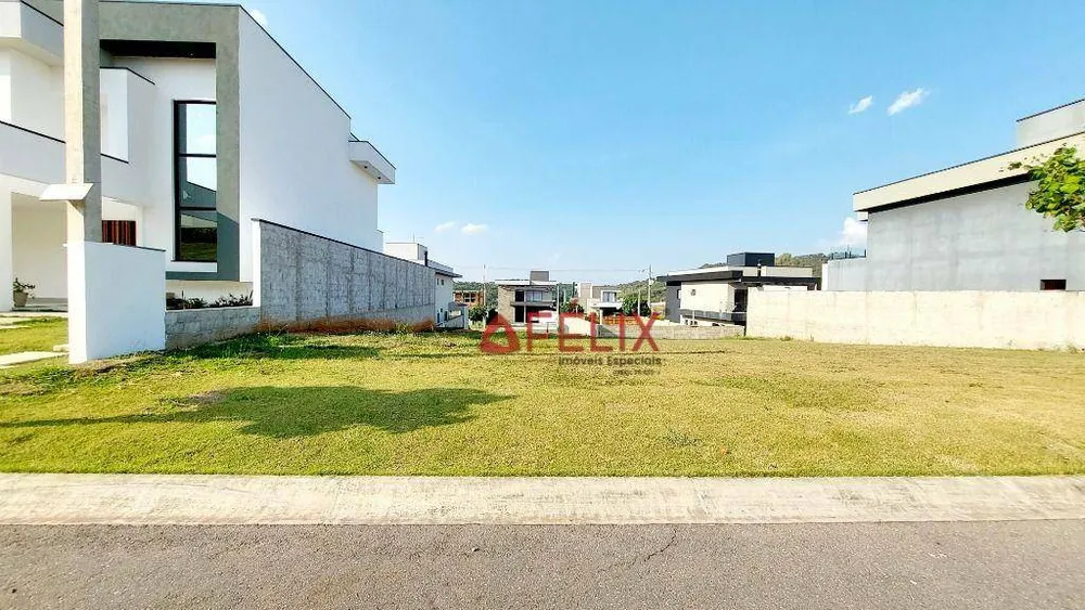 Loteamento e Condomínio, 307 m² - Foto 1