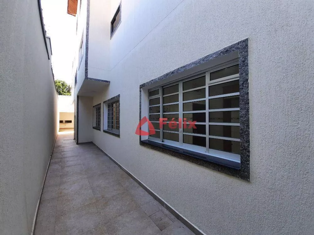 Casa, 3 quartos, 254 m² - Foto 2