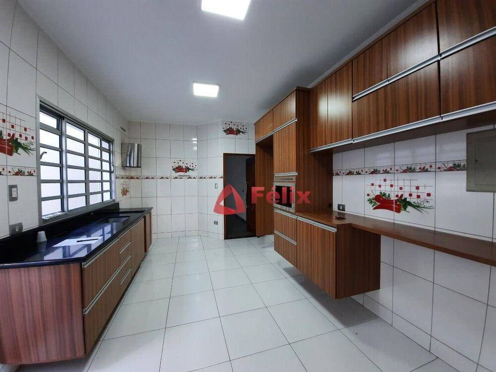 Casa, 3 quartos, 254 m² - Foto 23