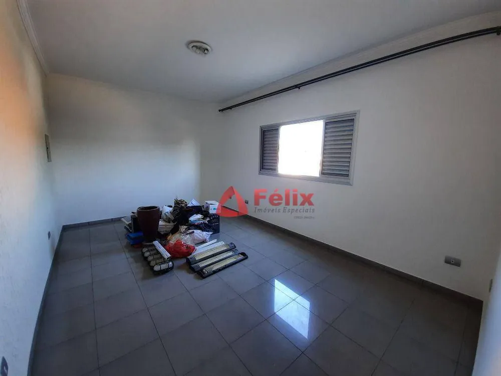Casa, 3 quartos, 254 m² - Foto 31