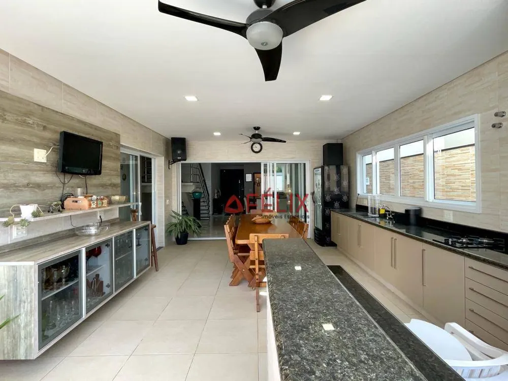 Casa, 4 quartos, 350 m² - Foto 9