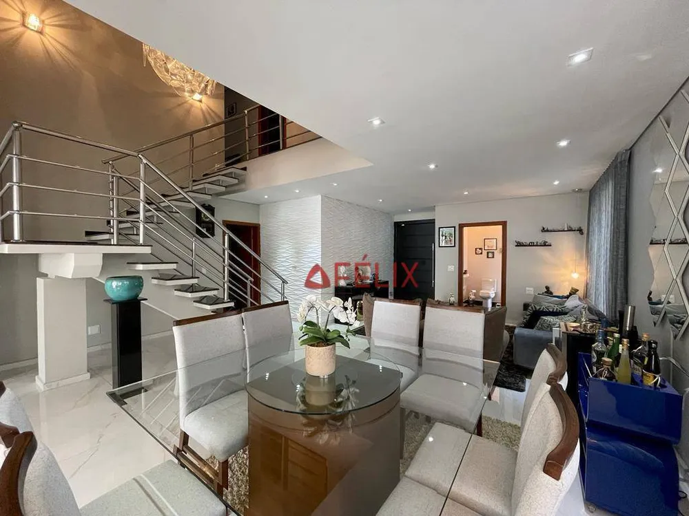 Casa, 4 quartos, 350 m² - Foto 1
