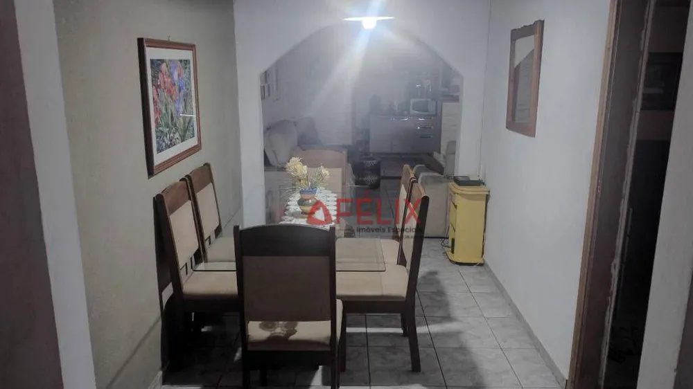 Casa, 3 quartos, 135 m² - Foto 1
