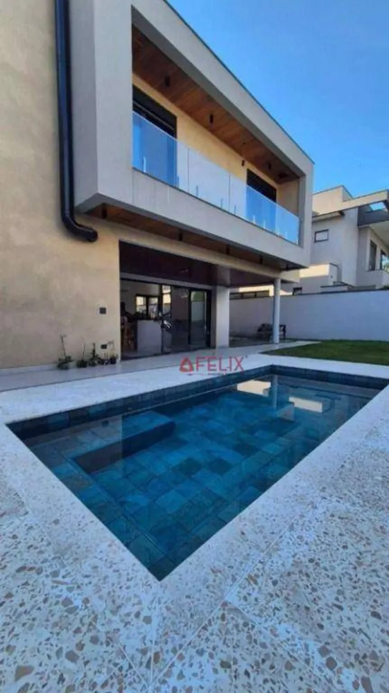 Sobrado, 4 quartos, 370 m² - Foto 1