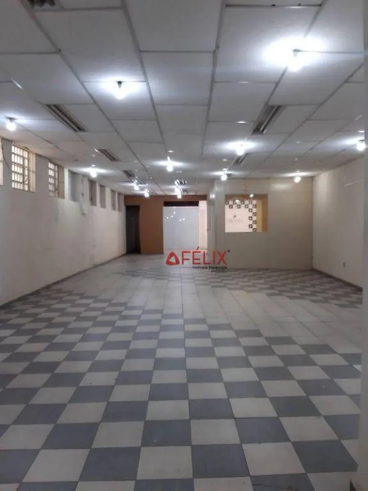 Loja-Salão, 212 m² - Foto 1