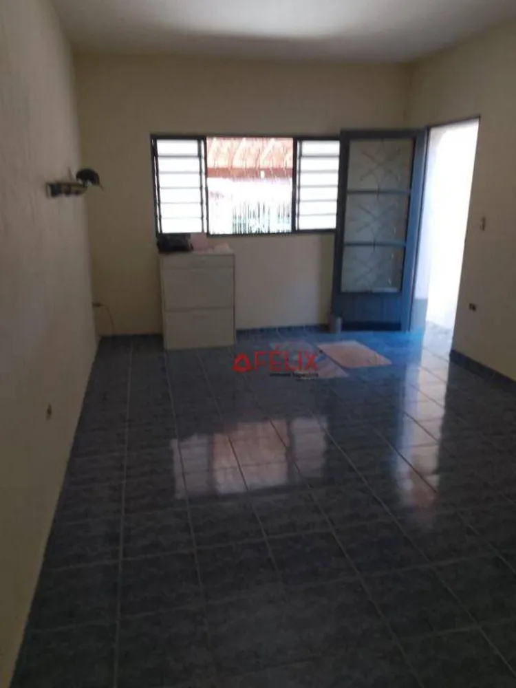 Casa, 1 quarto, 160 m² - Foto 2