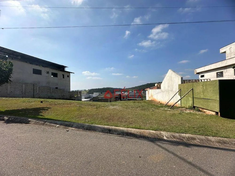 Loteamento e Condomínio, 307 m² - Foto 1