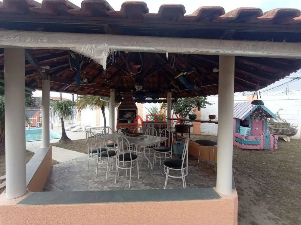 Chácara, 5 quartos, 2000 m² - Foto 4