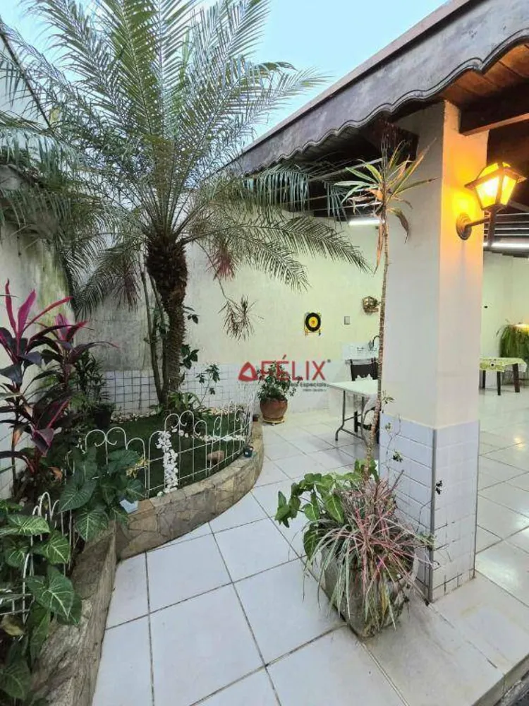 Casa, 3 quartos, 210 m² - Foto 6
