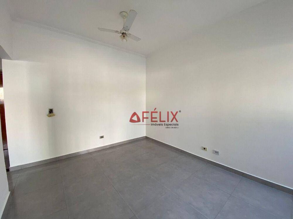 Casa à venda com 2 quartos, 80m² - Foto 4