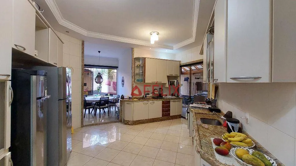 Sobrado, 4 quartos, 400 m² - Foto 1