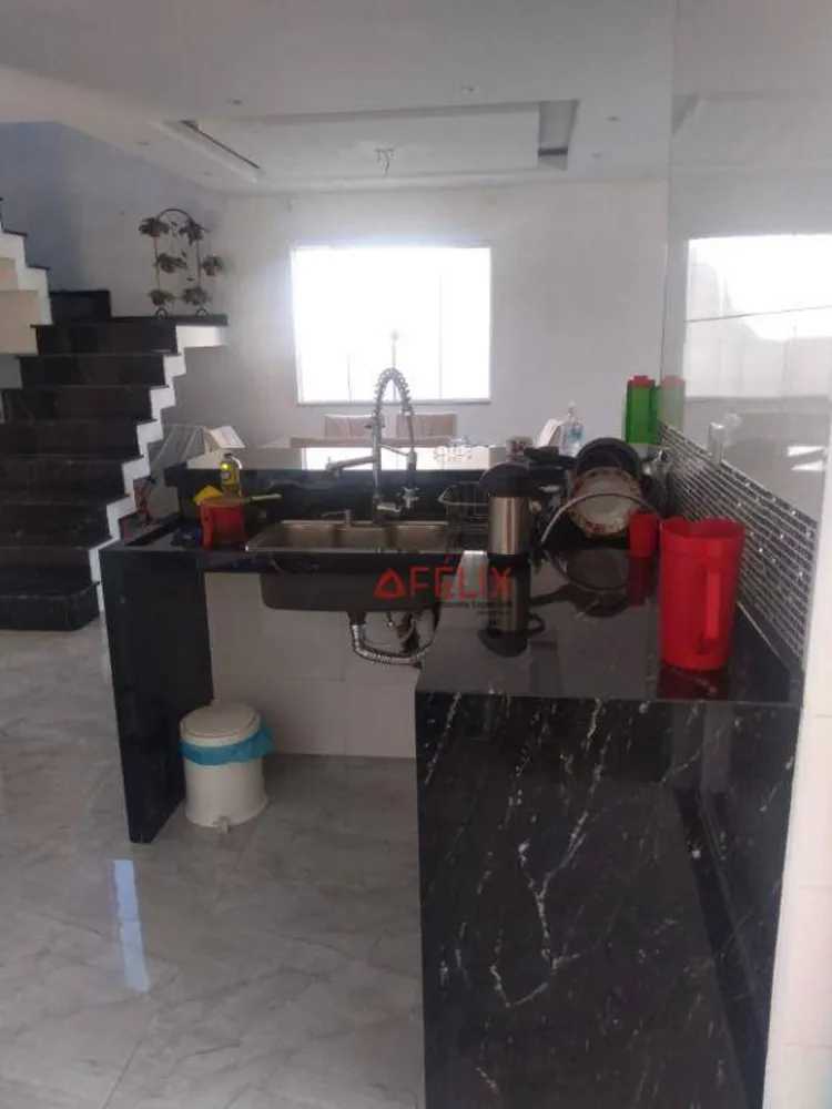Sobrado, 4 quartos, 272 m² - Foto 2