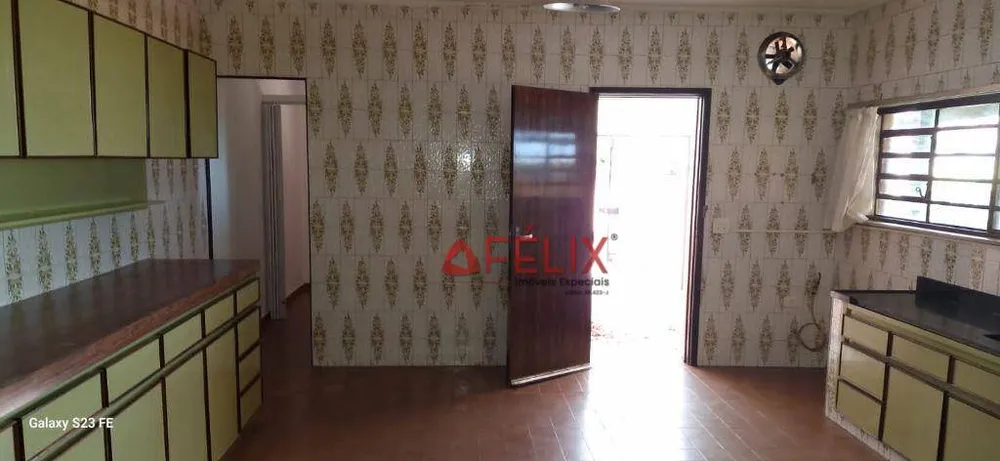 Casa, 4 quartos, 230 m² - Foto 5