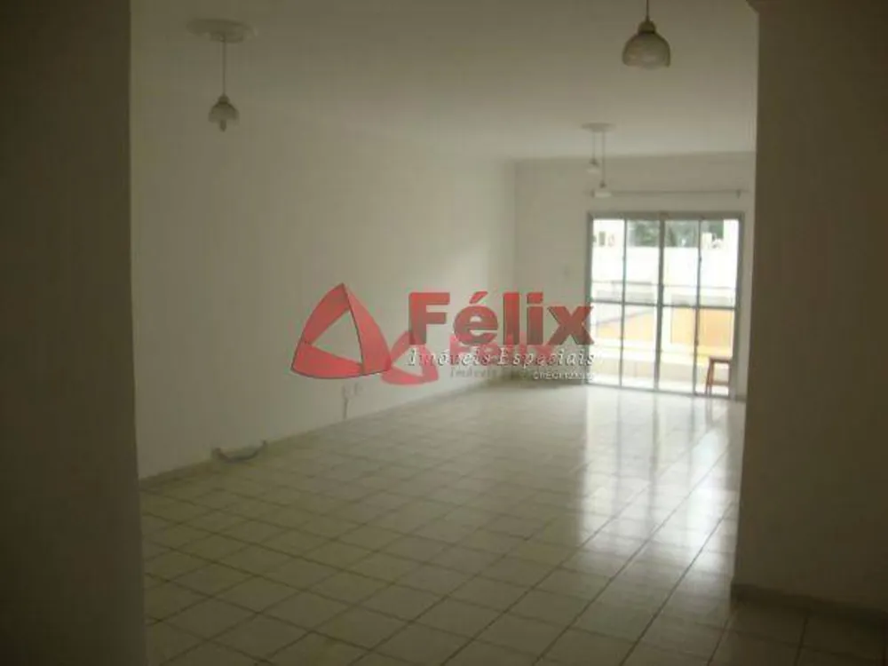 Apartamento, 3 quartos, 130 m² - Foto 1