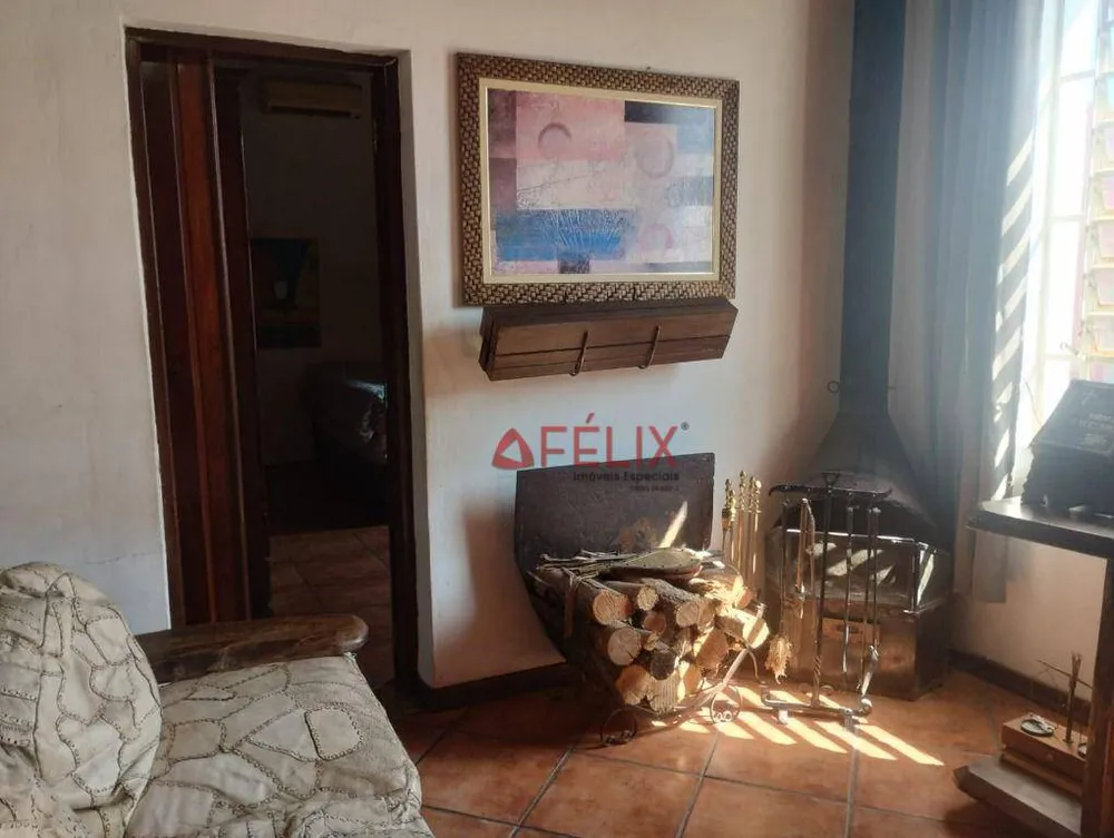 Casa, 3 quartos, 250 m² - Foto 1