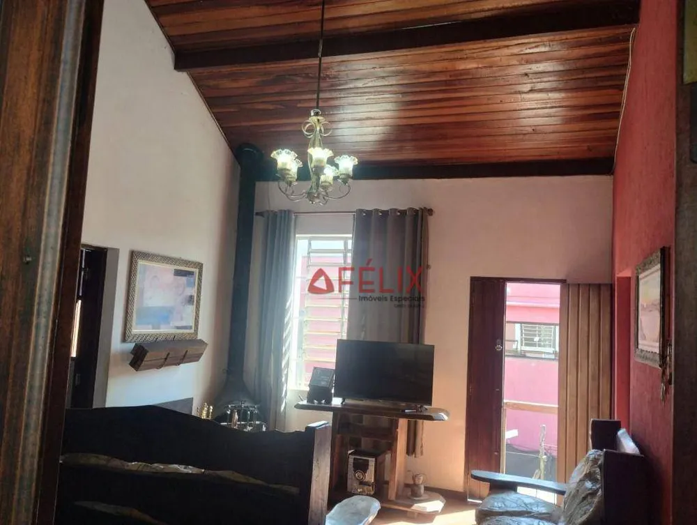 Casa, 3 quartos, 250 m² - Foto 2