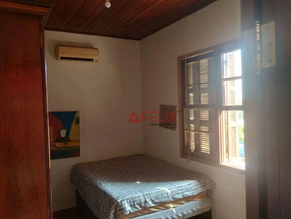 Casa, 3 quartos, 250 m² - Foto 13