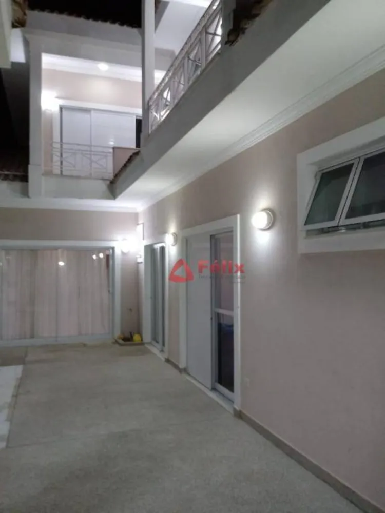 Sobrado, 3 quartos, 306 m² - Foto 5