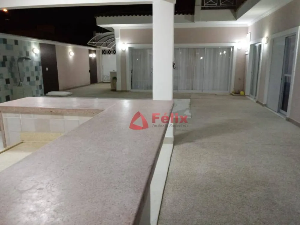 Sobrado, 3 quartos, 306 m² - Foto 2