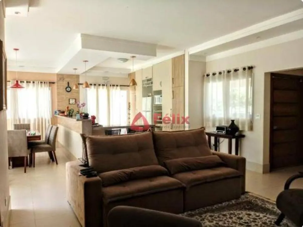 Sobrado, 3 quartos, 306 m² - Foto 4