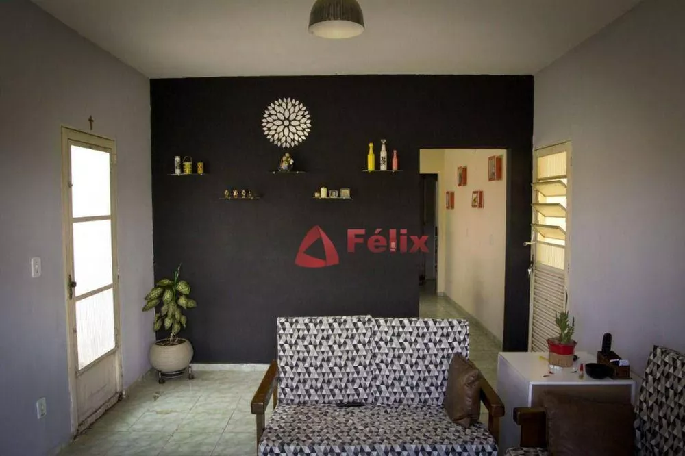 Casa, 3 quartos, 135 m² - Foto 1