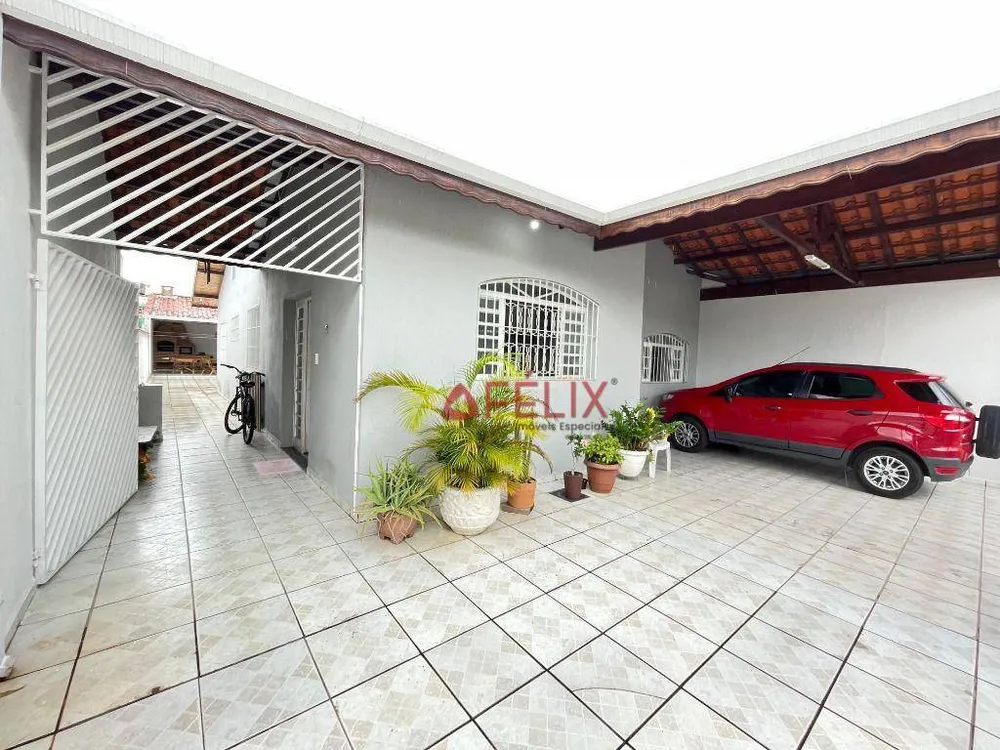 Casa, 3 quartos, 200 m² - Foto 2
