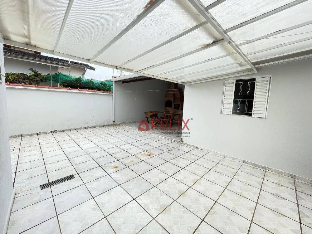 Casa, 3 quartos, 200 m² - Foto 6