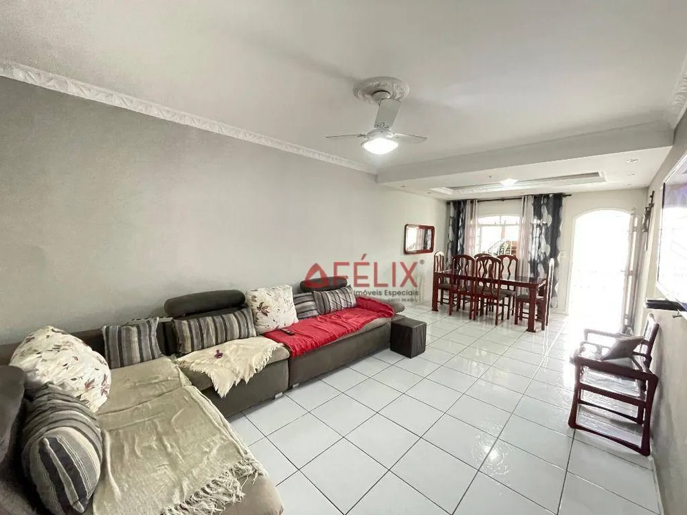Casa, 3 quartos, 200 m² - Foto 4