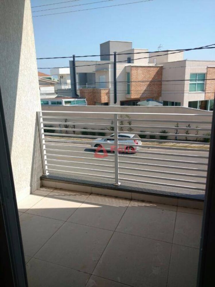 Sobrado, 3 quartos, 215 m² - Foto 1
