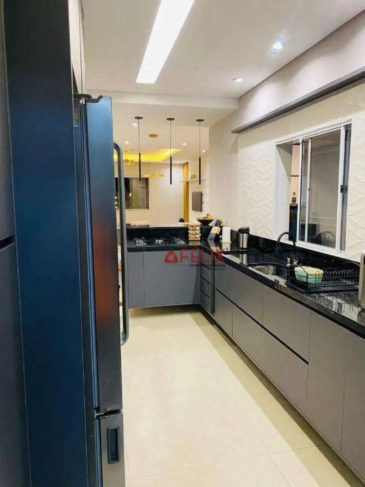 Casa, 4 quartos, 230 m² - Foto 7