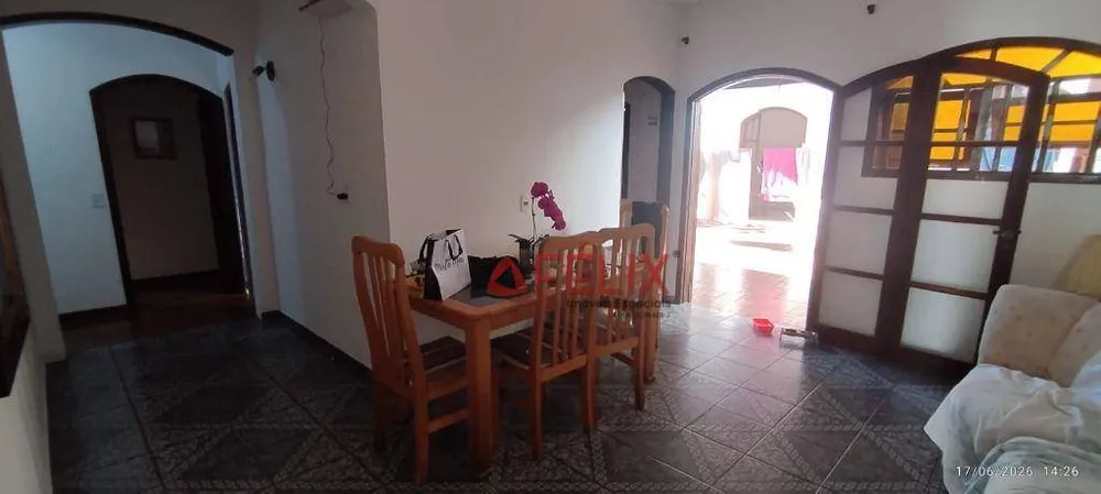 Casa, 3 quartos, 200 m² - Foto 5