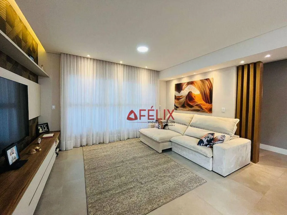 Sobrado, 4 quartos, 358 m² - Foto 1