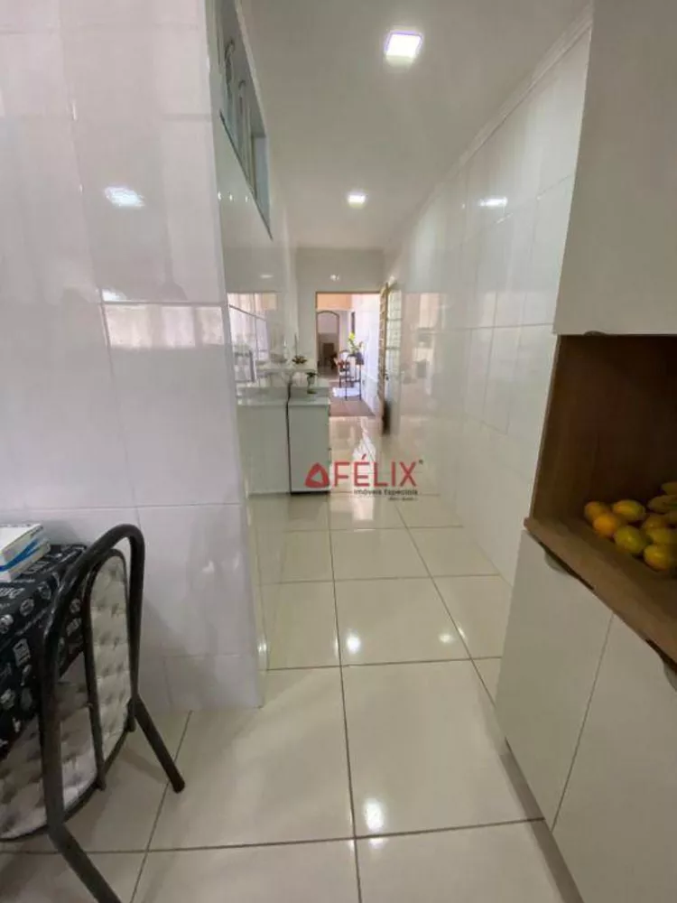Casa, 3 quartos, 188 m² - Foto 11