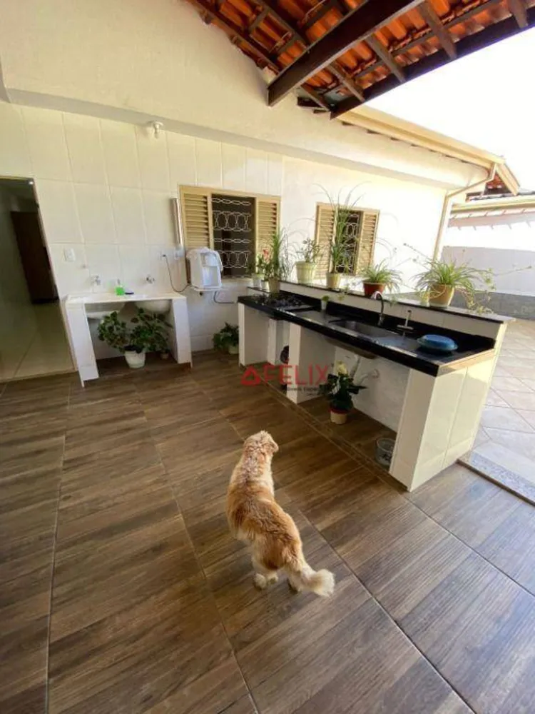 Casa, 3 quartos, 188 m² - Foto 10