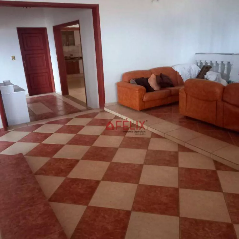 Chácara, 6 quartos, 1100 m² - Foto 1