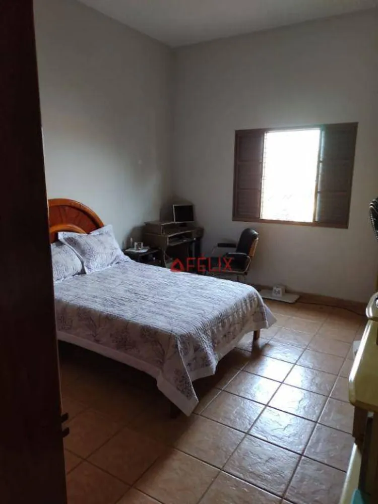 Chácara, 6 quartos, 1100 m² - Foto 14