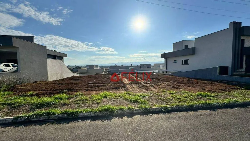 Loteamento e Condomínio, 260 m² - Foto 1