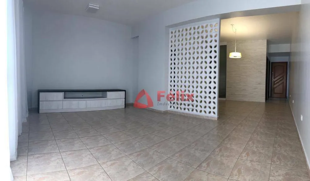 Apartamento, 3 quartos, 140 m² - Foto 4
