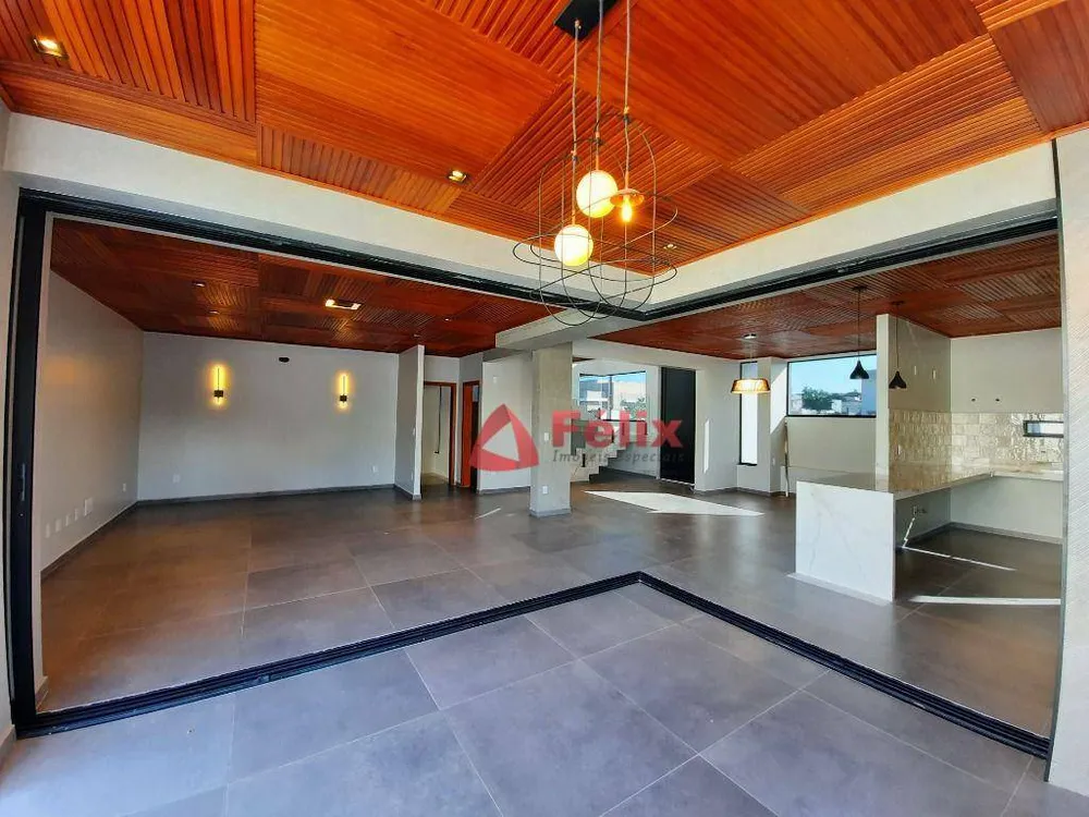 Sobrado, 4 quartos, 396 m² - Foto 1